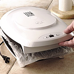 Clean Foreman Grill with Wet Paper Towel